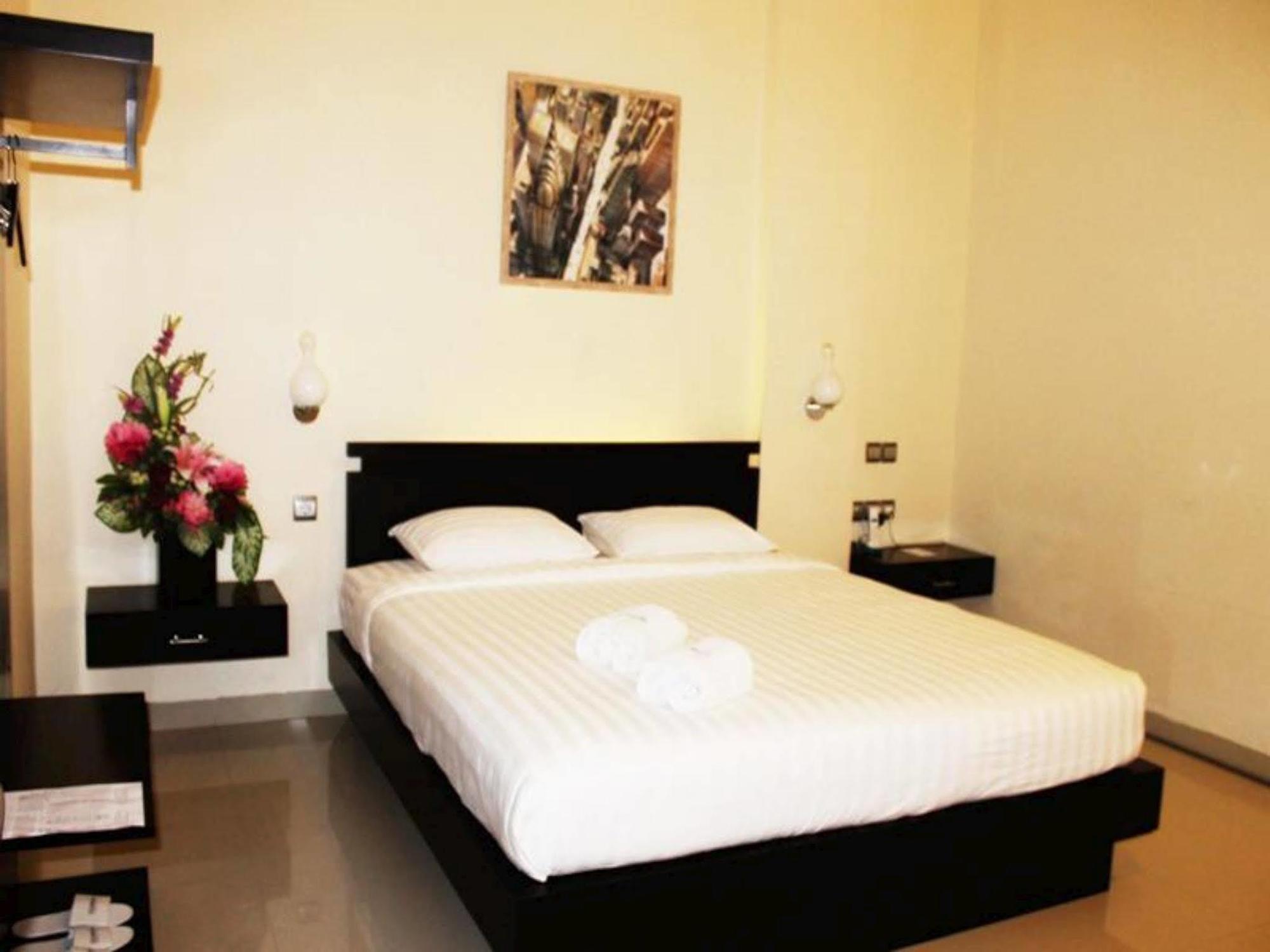 Guardian Family Hotel Sorong Kültér fotó