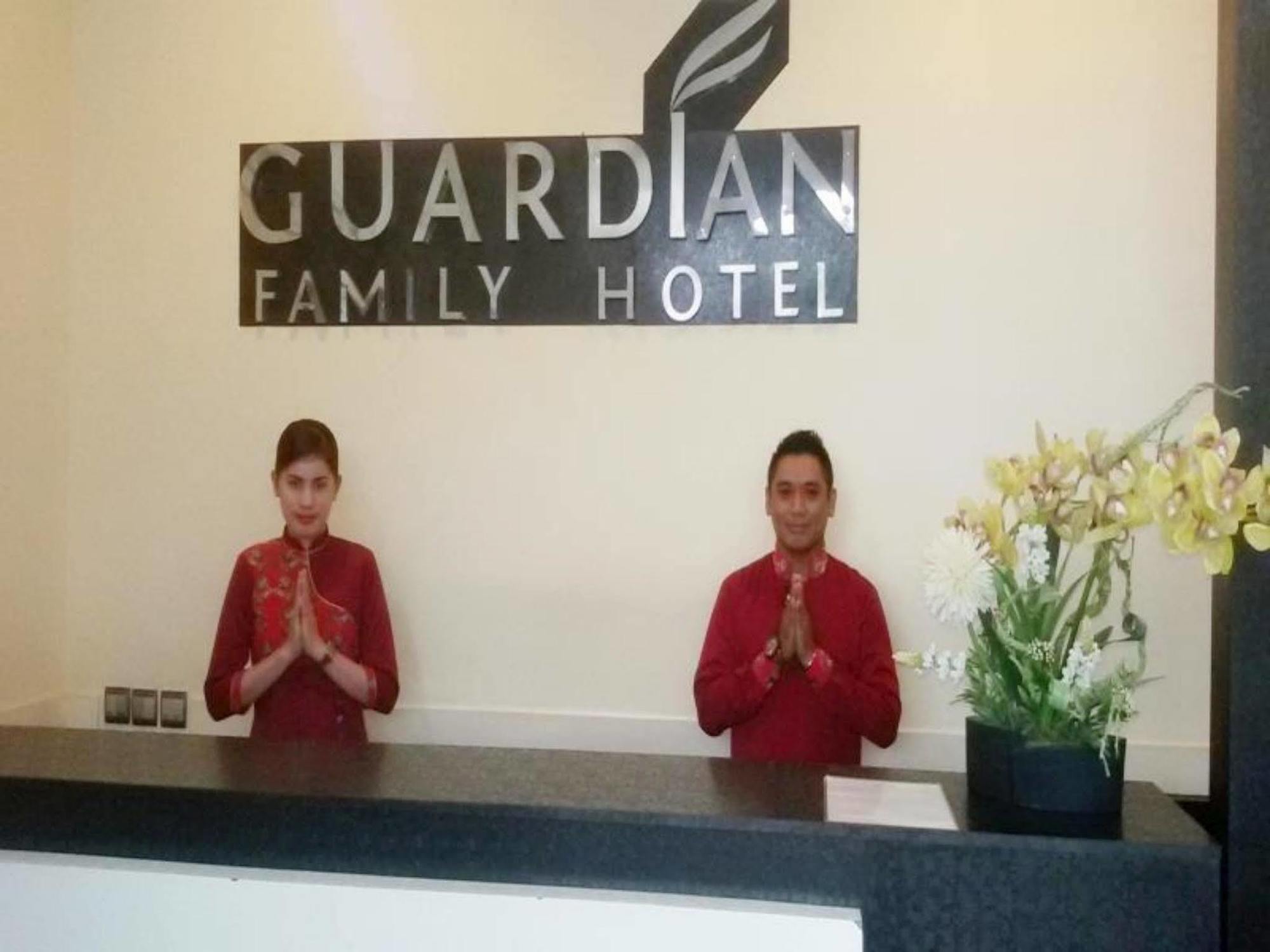 Guardian Family Hotel Sorong Kültér fotó